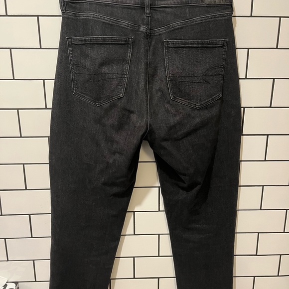 American Eagle Stretch “Mom” Jean - SIZE 10 - Picture 4 of 6